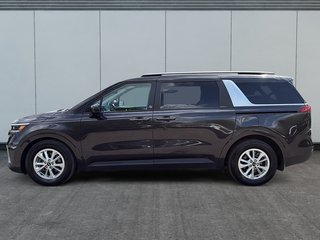 2023 Kia Carnival LX in Drummondville, Quebec - 5 - w320h240px