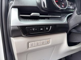 Kia Carnival  2023 à Drummondville, Québec - 12 - w320h240px