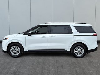 2023 Kia Carnival in Drummondville, Quebec - 5 - w320h240px