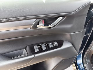 2024 Mazda CX-5 GS in Drummondville, Quebec - 12 - w320h240px