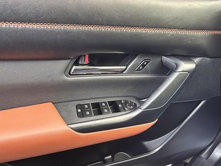 2025 Mazda CX-50 in Drummondville, Quebec - 12 - w320h240px