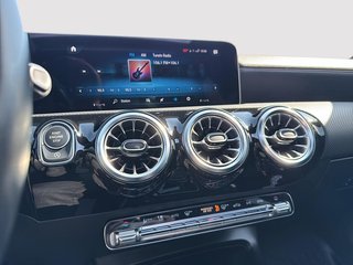 Mercedes-Benz CLA 250 2022 à Drummondville, Québec - 18 - w320h240px