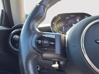 MINI 3 Door Cooper SE 2024 à Drummondville, Québec - 15 - w320h240px