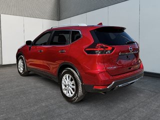 2020 Nissan Rogue SV in Drummondville, Quebec - 5 - w320h240px