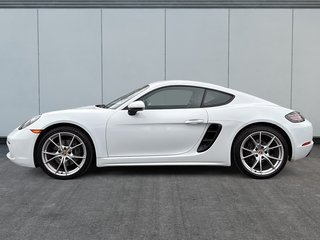 2018 Porsche 718 Cayman in Drummondville, Quebec - 5 - w320h240px