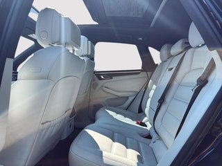 Porsche Macan GTS 2024 à Drummondville, Québec - 10 - w320h240px