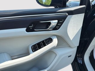 Porsche Macan GTS 2024 à Drummondville, Québec - 12 - w320h240px
