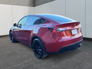 2022 Tesla Model Y Long Range in Drummondville, Quebec - 4 - w320h240px