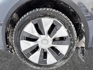 Tesla Model Y  2023 à Drummondville, Québec - 7 - w320h240px