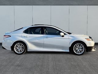 2018 Toyota Camry XLE in Drummondville, Quebec - 3 - w320h240px