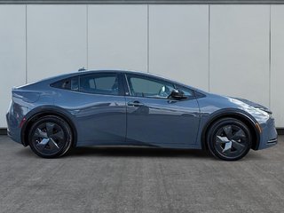 Toyota PRIUS PRIME SE 2023 à Drummondville, Québec - 3 - w320h240px