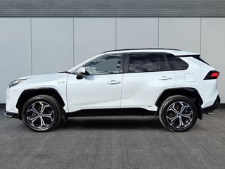 Toyota RAV4 Prime  2023 à Drummondville, Québec - 5 - w320h240px