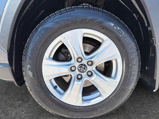 Toyota RAV4 LE 2019 à Drummondville, Québec - 6 - w320h240px