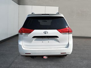 2013 Toyota Sienna in Drummondville, Quebec - 3 - w320h240px