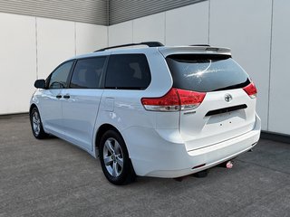 2013 Toyota Sienna in Drummondville, Quebec - 4 - w320h240px