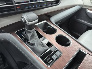 Toyota Sienna  2024 à Drummondville, Québec - 19 - w320h240px