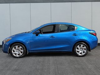 2018 Toyota Yaris Sedan in Drummondville, Quebec - 5 - w320h240px
