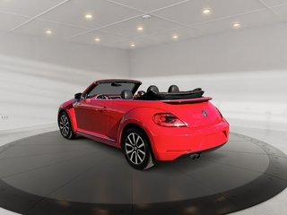 2015  Beetle 18 TSI Convertible TECH PKG in Drummondville, Quebec - 3 - w320h240px