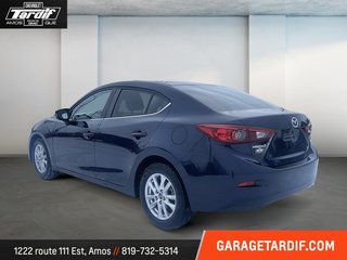 Mazda 3  2016 à Amos, Québec - 4 - w320h240px