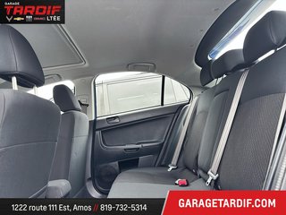 2017 Mitsubishi Lancer in Amos, Quebec - 6 - w320h240px
