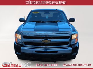 2011 Chevrolet Silverado 1500 in Val-d'Or, Quebec - 2 - w320h240px