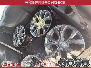 2019 Chrysler Pacifica Touring-L in Val-d'Or, Quebec - 6 - w320h240px