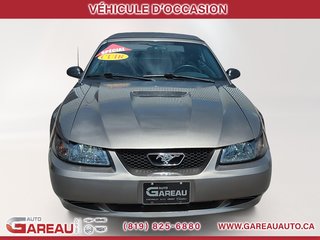 Ford Mustang  2001 à Val-d'Or, Québec - 2 - w320h240px