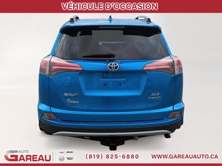Toyota RAV4 Hybrid XLE 2016 à Val-d'Or, Québec - 3 - w320h240px
