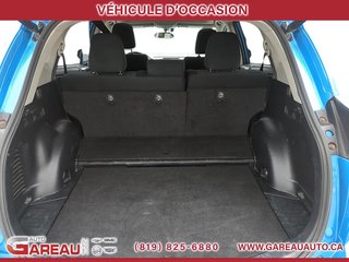 Toyota RAV4 Hybrid XLE 2016 à Val-d'Or, Québec - 6 - w320h240px