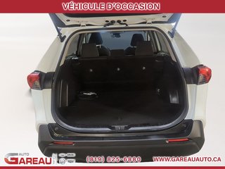 Toyota RAV4  2021 à Val-d'Or, Québec - 6 - w320h240px