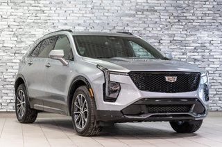 Cadillac XT4 AWD SPORT CUIR TOIT PANO NAV CAM 2024 à Montréal, Québec - 3 - w320h240px
