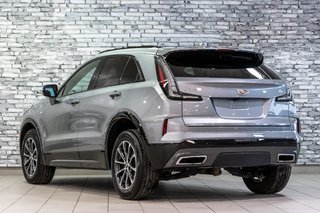 Cadillac XT4 AWD SPORT CUIR TOIT PANO NAV CAM 2024 à Montréal, Québec - 5 - w320h240px