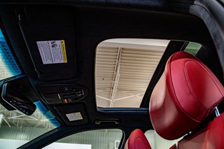 2022 GENESIS G70 3.3T SPORT AWD 365 HP HEAD UP DISP CAM360 CUIR in Montréal, Quebec - 3 - w320h240px