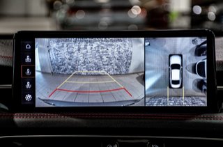 2023 GENESIS G70 3.3T SPORT 365 HP HUD CAM 360 TOIT CUIR CHAUFFANTS in Montréal, Quebec - 4 - w320h240px