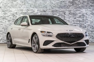 GENESIS G70 SPORT 3.3T AWD 365HP CUIR TOIT NAV CAM360 2025 à Montréal, Québec - 5 - w320h240px