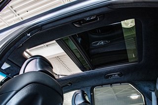 GENESIS GV70 3.5T SPORT AWD 375HP TOIT PANO NAV CAM CUIR 2022 à Montréal, Québec - 3 - w320h240px