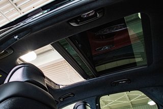 2023 GENESIS GV70 2.5T PRESTIGE AWD CAM 360 SIEGE MASSAGE TOIT PANO in Montréal, Quebec - 4 - w320h240px