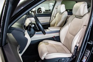 GENESIS GV70 2.5T ADVANCED AWD CUIR TOIT PANO CAMERA NAV 2023 à Montréal, Québec - 4 - w320h240px