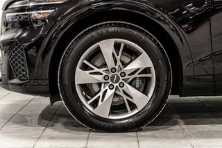 GENESIS GV70 2.5T PRESTIGE AWD CAM 360 SIEGE MASSAGE TOIT PANO 2023 à Montréal, Québec - 2 - w320h240px