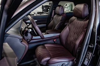 2024 GENESIS GV70 2.5T PRESTIGE AWD CAM 360 SIEGE MASSAGE TOIT PANO in Montréal, Quebec - 4 - w320h240px