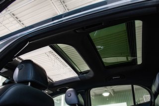 2017 Mercedes-Benz GLA 250 4MATIC TOIT PANO CUIR CAMERA in Montréal, Quebec - 3 - w320h240px