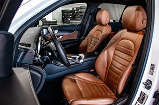 2019 Mercedes-Benz GLC AMG GLC 43 BURMESTER CAM 360 CUIR TOIT PANO in Montréal, Quebec - 4 - w320h240px