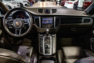 2018 Porsche Macan AWD PREMIUM PKG BOSE NAV TOIT PANO CAM in Montréal, Quebec - 5 - w320h240px