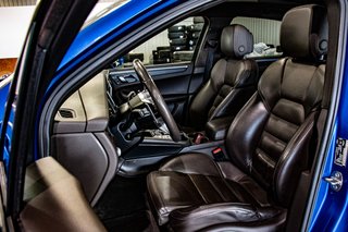 2018 Porsche Macan AWD PREMIUM PKG BOSE NAV TOIT PANO CAM in Montréal, Quebec - 4 - w320h240px