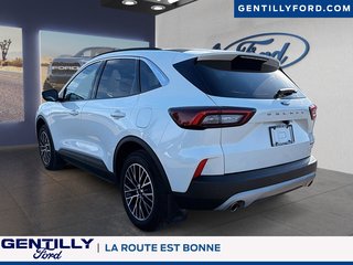 2023 Ford Escape PHEV in Bécancour (Gentilly Sector), Quebec - 4 - w320h240px