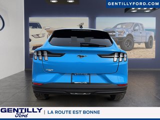 2023 Ford Mustang Mach-E Select in Bécancour (Gentilly Sector), Quebec - 3 - w320h240px