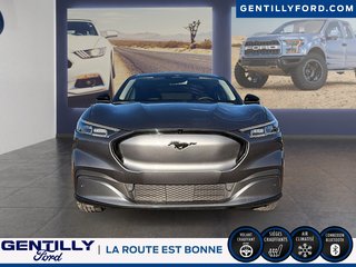 Ford Mustang Mach-E Premium 2023 à Bécancour (Secteur Gentilly), Québec - 2 - w320h240px