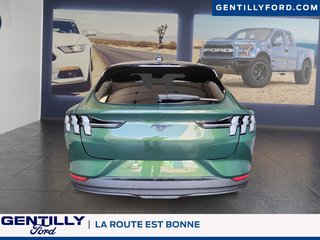 2025 Ford Mustang Mach-E Premium in Bécancour (Gentilly Sector), Quebec - 3 - w320h240px