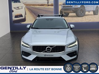 Volvo V60 Cross Country Momentum 2019 à Bécancour (Secteur Gentilly), Québec - 2 - w320h240px