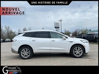 2024 Buick Enclave à St-Raymond, Québec - 2 - w320h240px